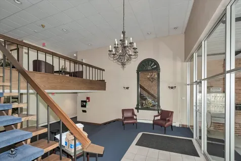 4250 Saratoga Avenue Downers Grove IL 60515