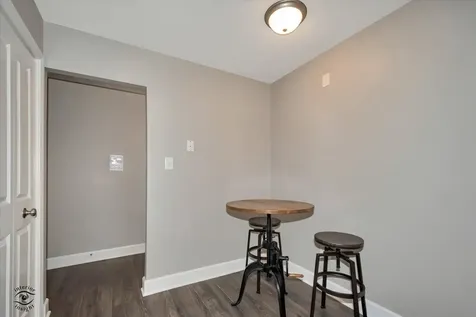 4250 Saratoga Avenue Downers Grove IL 60515
