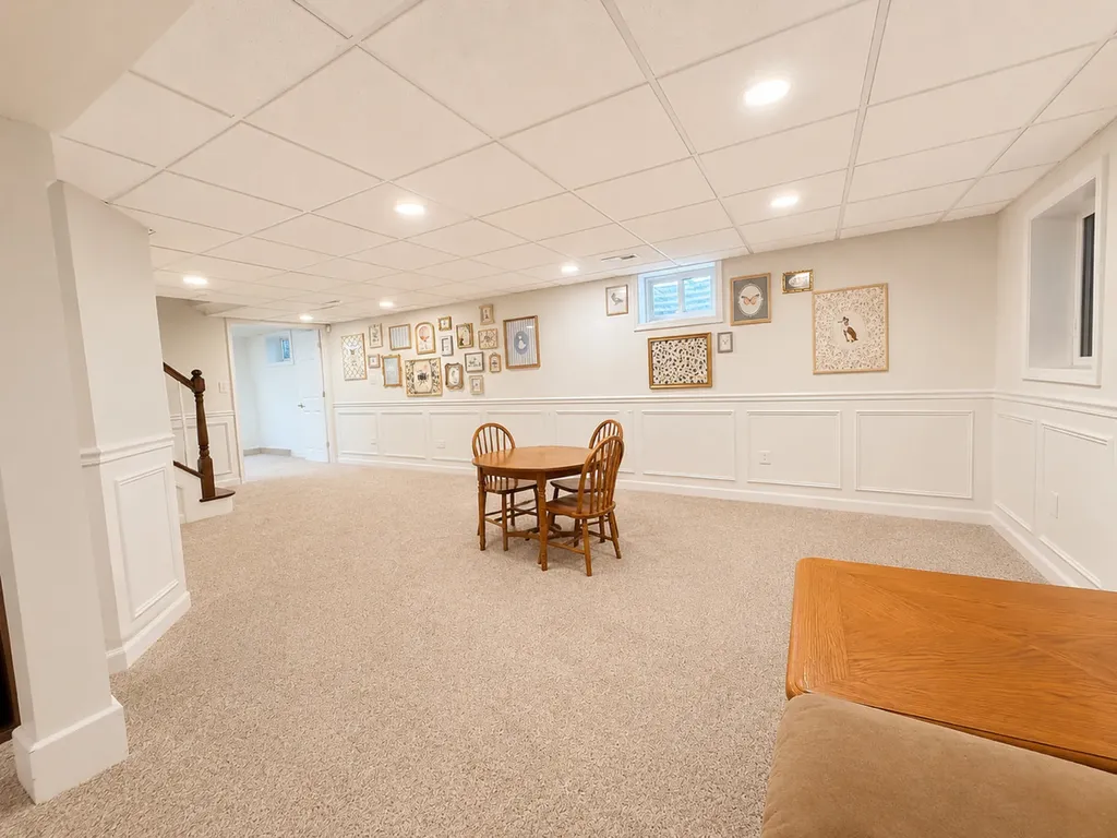 1081 Barneswood Drive Downers Grove IL 60515