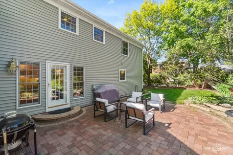 1081 Barneswood Drive Downers Grove IL 60515
