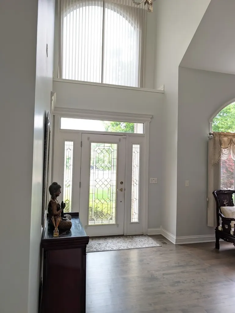 2775 Ginger Woods Drive Aurora IL 60502