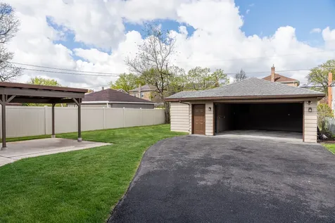 2234 South 18th Avenue Broadview IL 60155