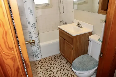 16421 Evans Avenue South Holland IL 60473