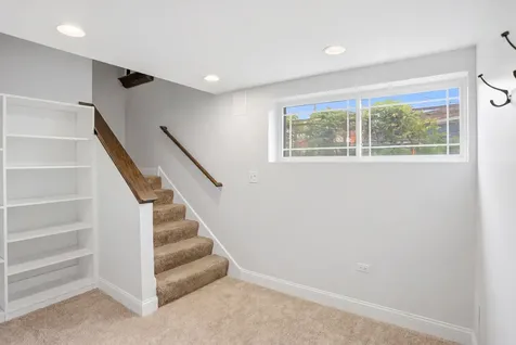6710 Riverside Drive Berwyn IL 60402