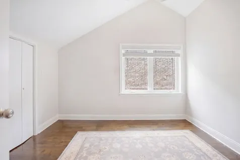 6710 Riverside Drive Berwyn IL 60402