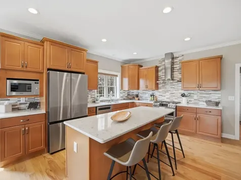 1934 Parkside Drive Sycamore IL 60178