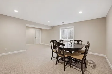 1934 Parkside Drive Sycamore IL 60178