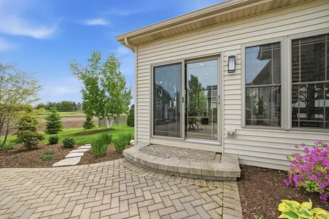 1934 Parkside Drive Sycamore IL 60178