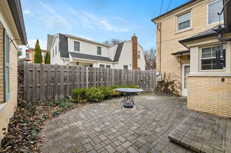 400 West Milburn Avenue Mount Prospect IL 60056