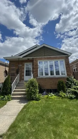 4925 South Leamington Avenue Chicago IL 60638