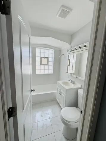 4925 South Leamington Avenue Chicago IL 60638
