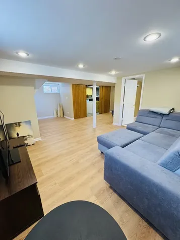 4925 South Leamington Avenue Chicago IL 60638