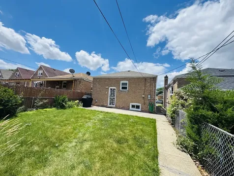 4925 South Leamington Avenue Chicago IL 60638