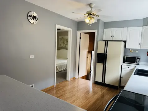 4925 South Leamington Avenue Chicago IL 60638