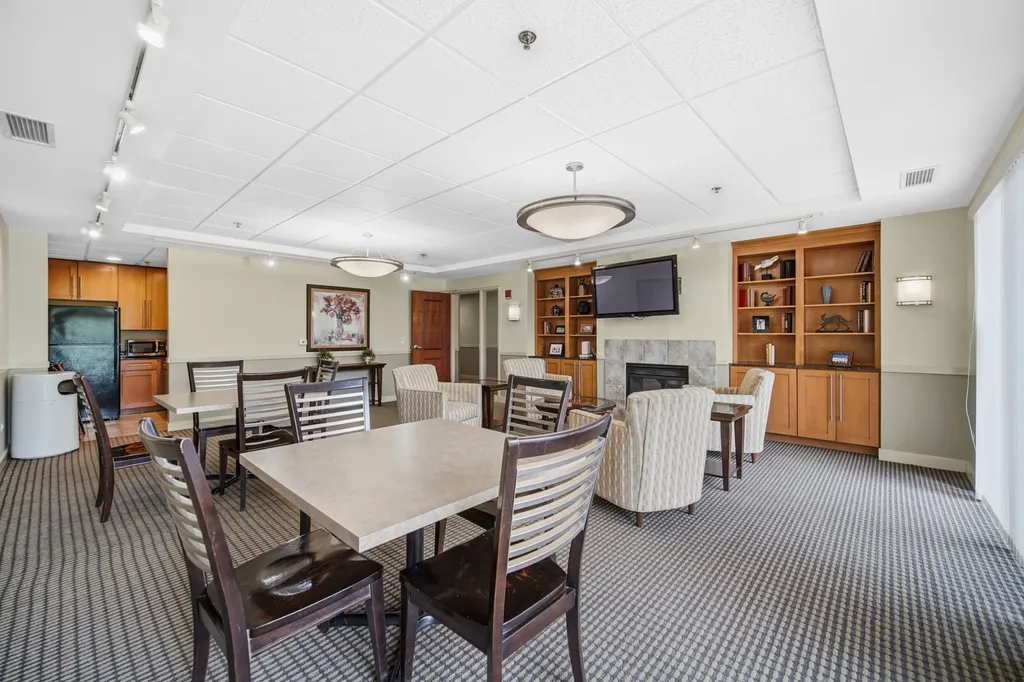 6420 Double Eagle Drive Woodridge IL 60517