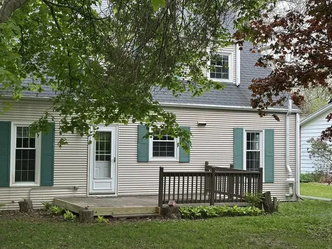 253 Park Crest Drive Freeport IL 61032