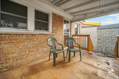3210 North Narragansett Avenue Chicago IL 60634