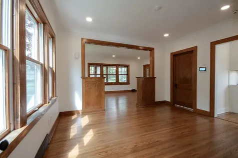 409 South 3rd Street West Dundee IL 60118