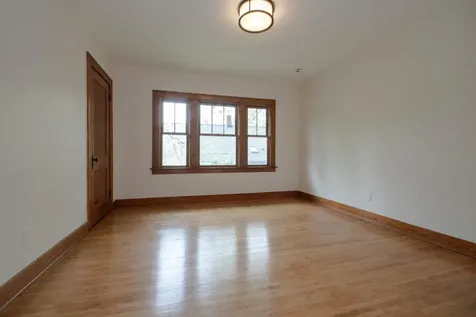 409 South 3rd Street West Dundee IL 60118