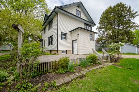 409 South 3rd Street West Dundee IL 60118