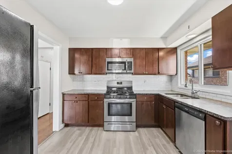 3304 Wilcox Avenue Bellwood IL 60104