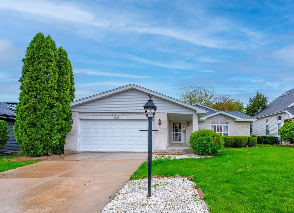 4235 187TH Place Country Club Hills IL 60478