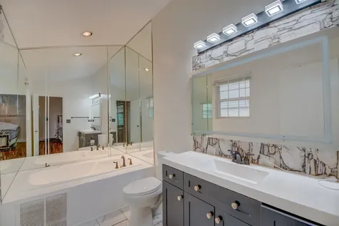 4235 187TH Place Country Club Hills IL 60478
