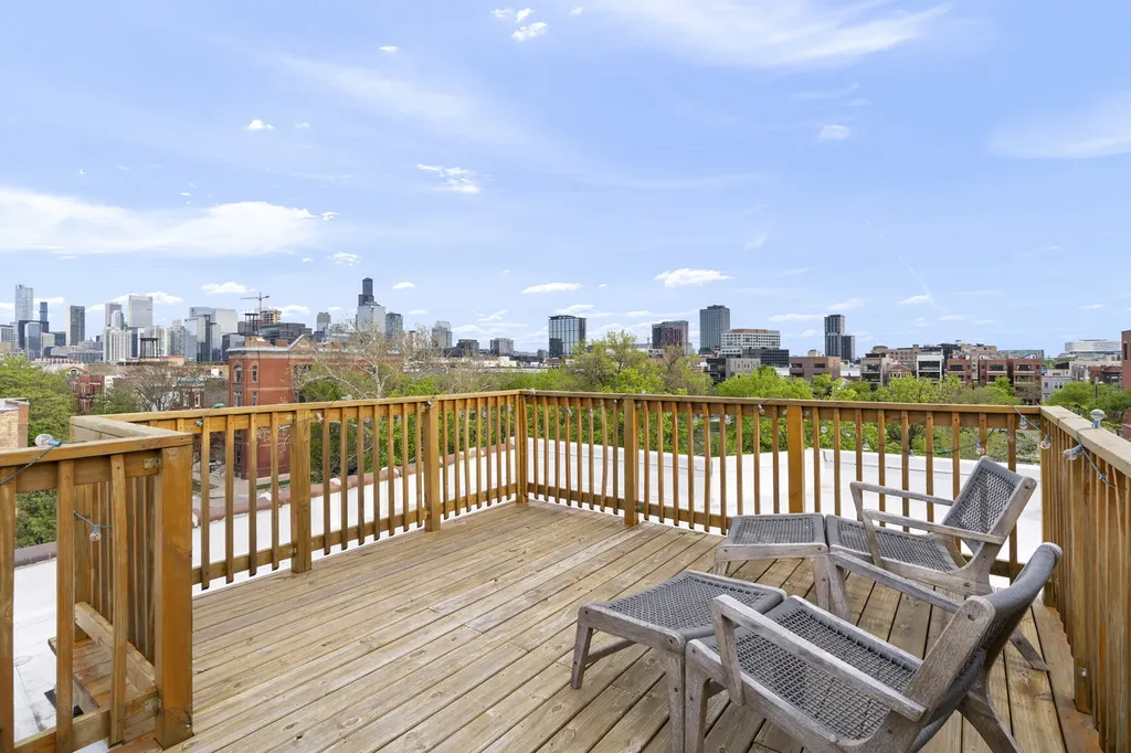 1460 West Ohio Street Chicago IL 60642