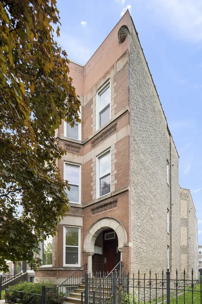 1460 West Ohio Street Chicago IL 60642