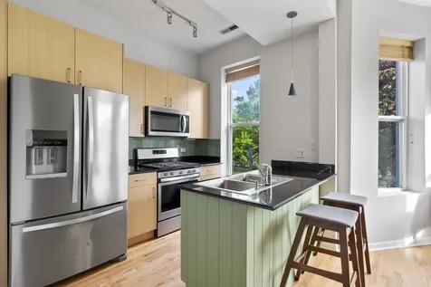 1460 West Ohio Street Chicago IL 60642