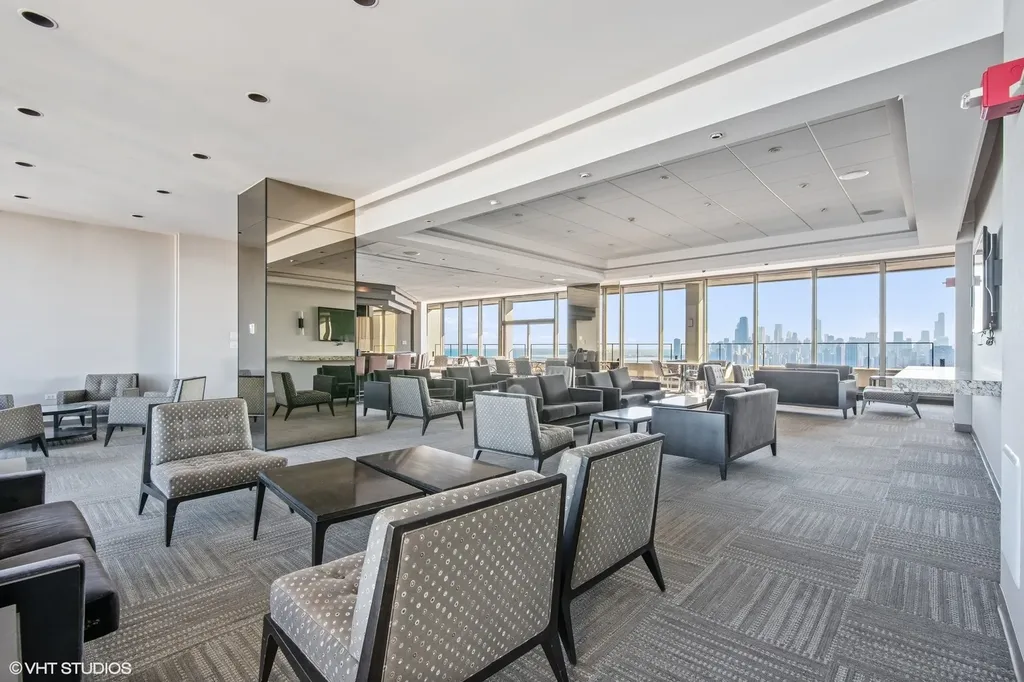 2800 North Lake Shore Drive Chicago IL 60657