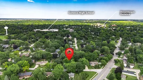 301 Willow Lane Geneva IL 60134