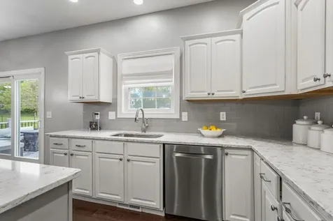 1308 Woodberry Drive Mahomet IL 61853