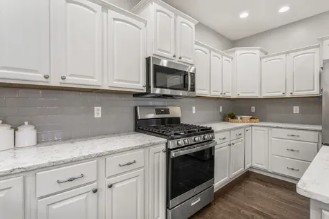 1308 Woodberry Drive Mahomet IL 61853