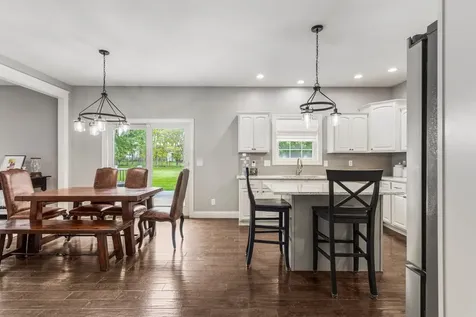 1308 Woodberry Drive Mahomet IL 61853