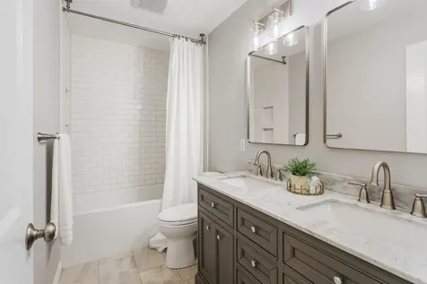 1308 Woodberry Drive Mahomet IL 61853