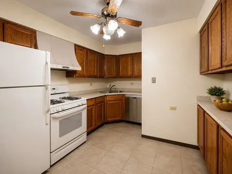 301 Gregory Street Aurora IL 60504