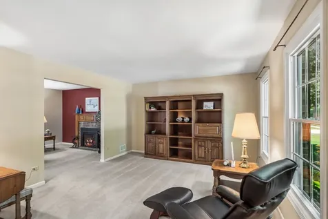 2079 Lawson Boulevard Gurnee IL 60031