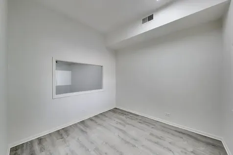 1667-1675 East Oakton Street Des Plaines IL 60018