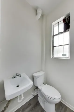 1667-1675 East Oakton Street Des Plaines IL 60018