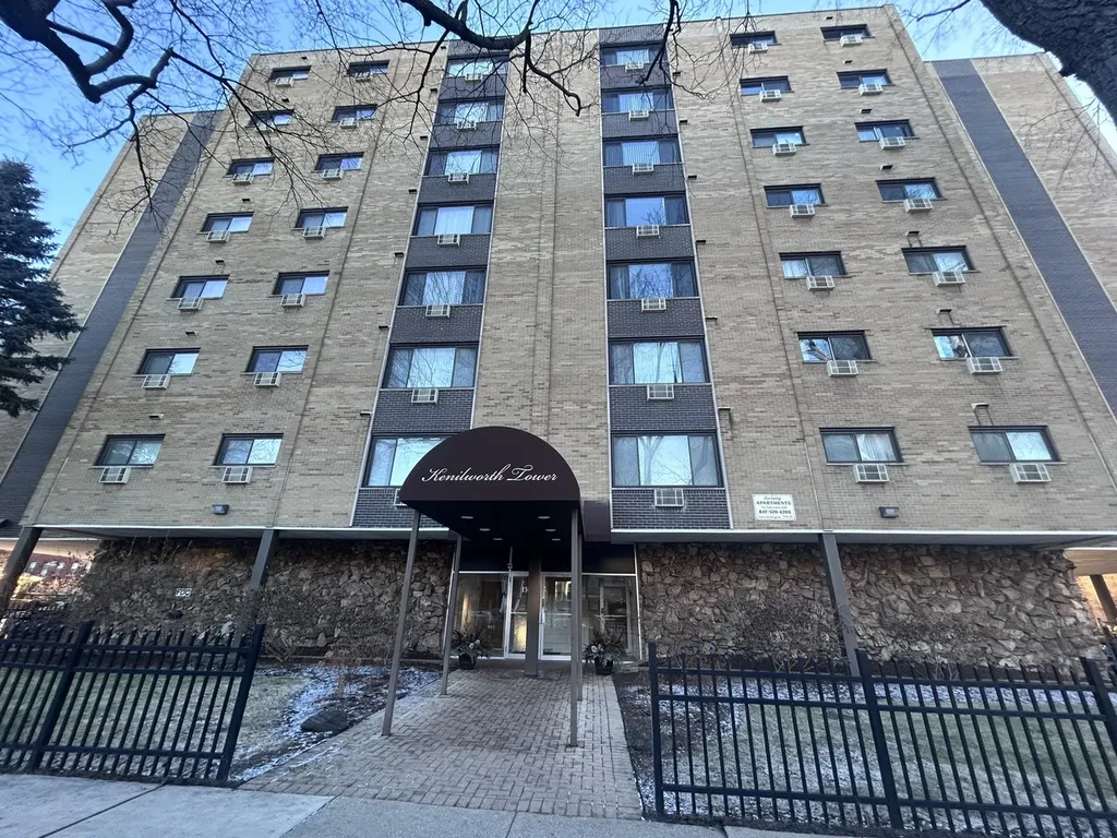 110 North Kenilworth Avenue Oak Park IL 60301