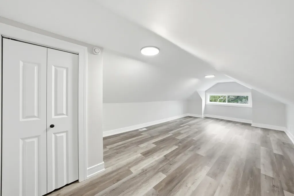 6824 South Wood Street Chicago IL 60636
