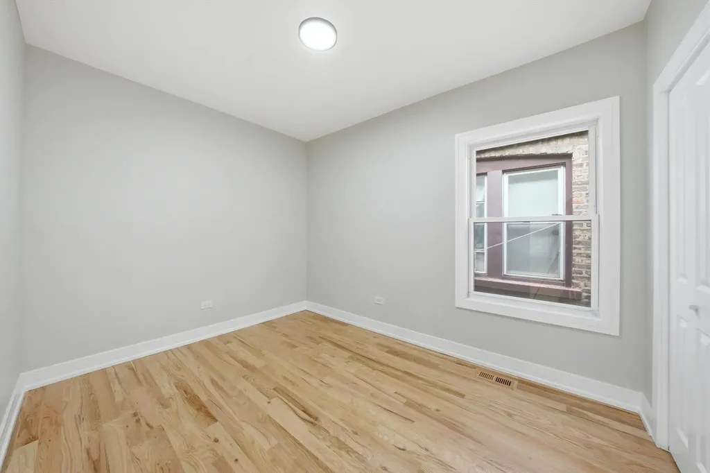 6824 South Wood Street Chicago IL 60636
