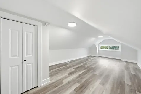 6824 South Wood Street Chicago IL 60636