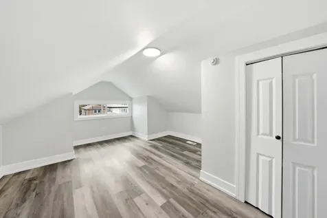 6824 South Wood Street Chicago IL 60636