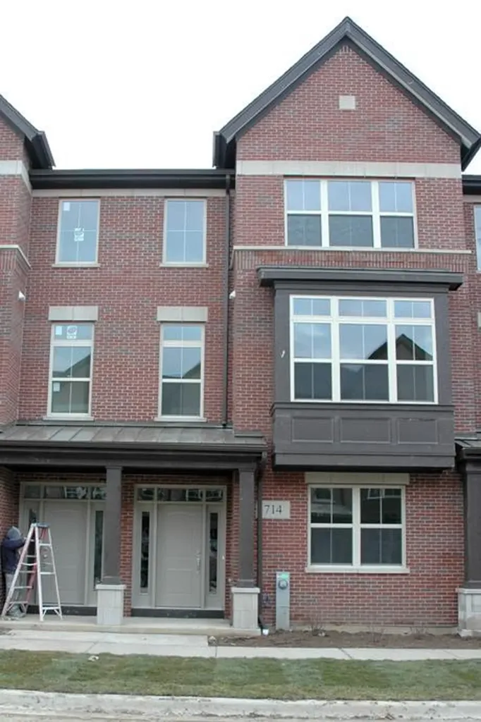 717 North Keystone Lane Vernon Hills IL 60061