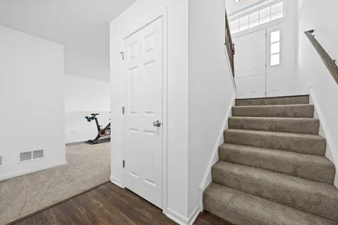 4467 Monroe Court Naperville IL 60564