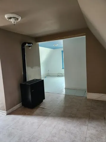 10305 South Avenue J Chicago IL 60617