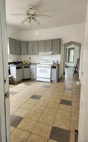 10305 South Avenue J Chicago IL 60617