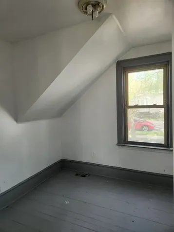 10305 South Avenue J Chicago IL 60617